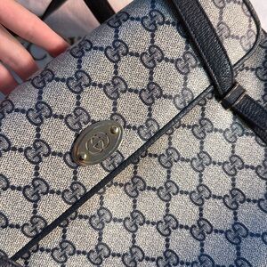 Gucci GG Signature Canvas Supreme Handbag, Purse, Grey & Black, Accessories